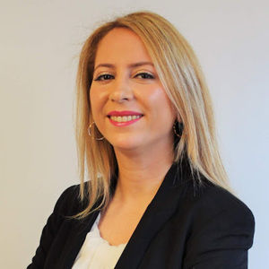 Meet your Posher, Yassaman